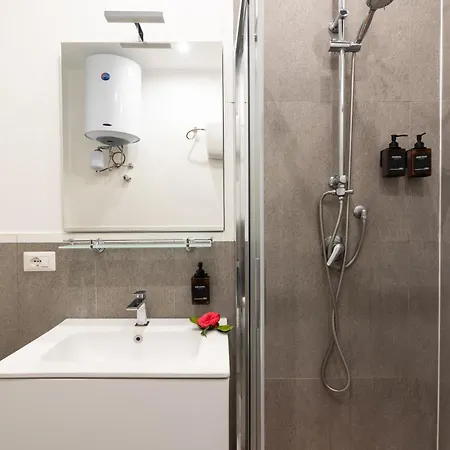 Apartman Yourhome - La Casa Di Renato *