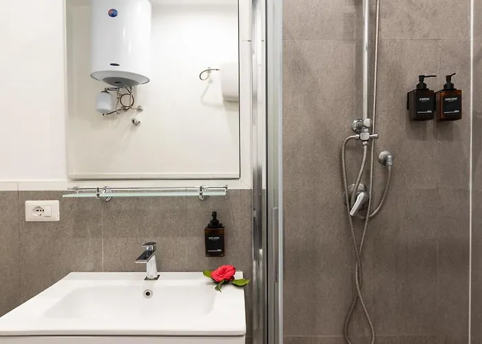 아파트 Yourhome - La Casa Di Renato *