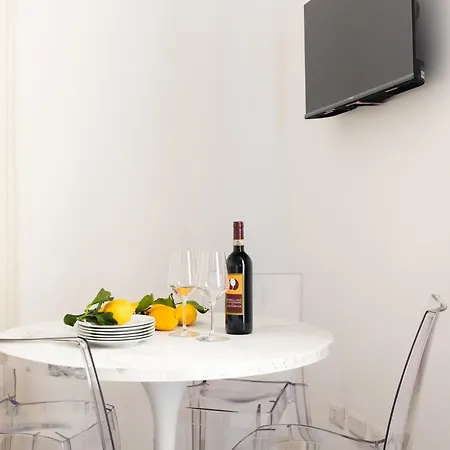 Apartment Yourhome - La Casa Di Renato Sorrent